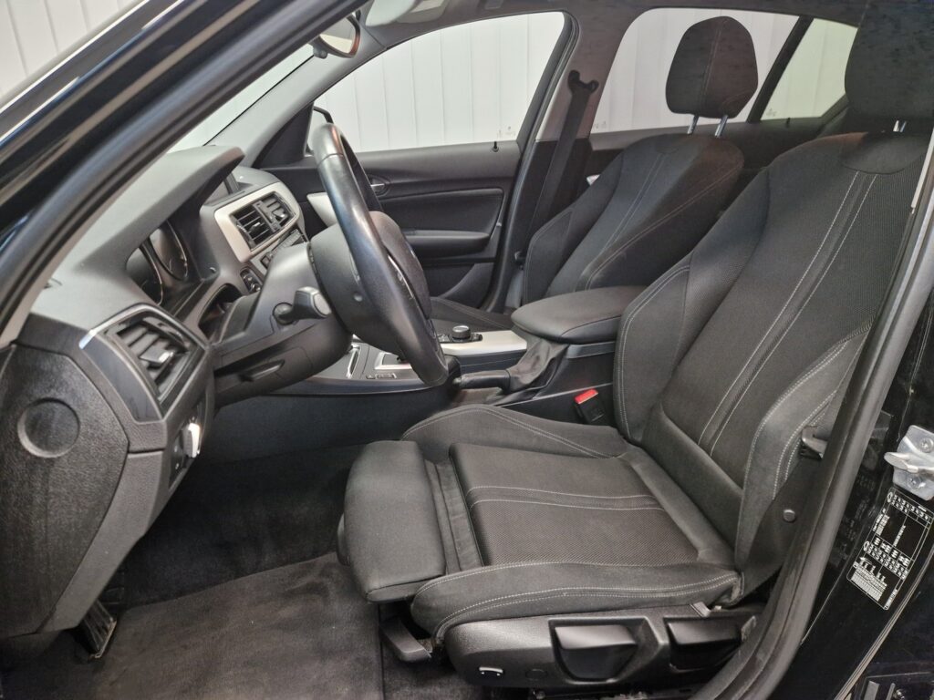 BMW 116, image 12