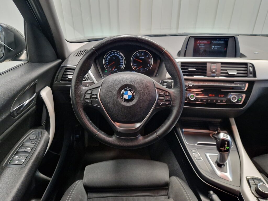 BMW 116, image 8