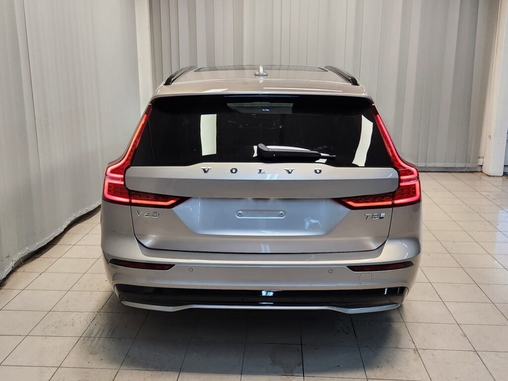 Volvo V60, image 4