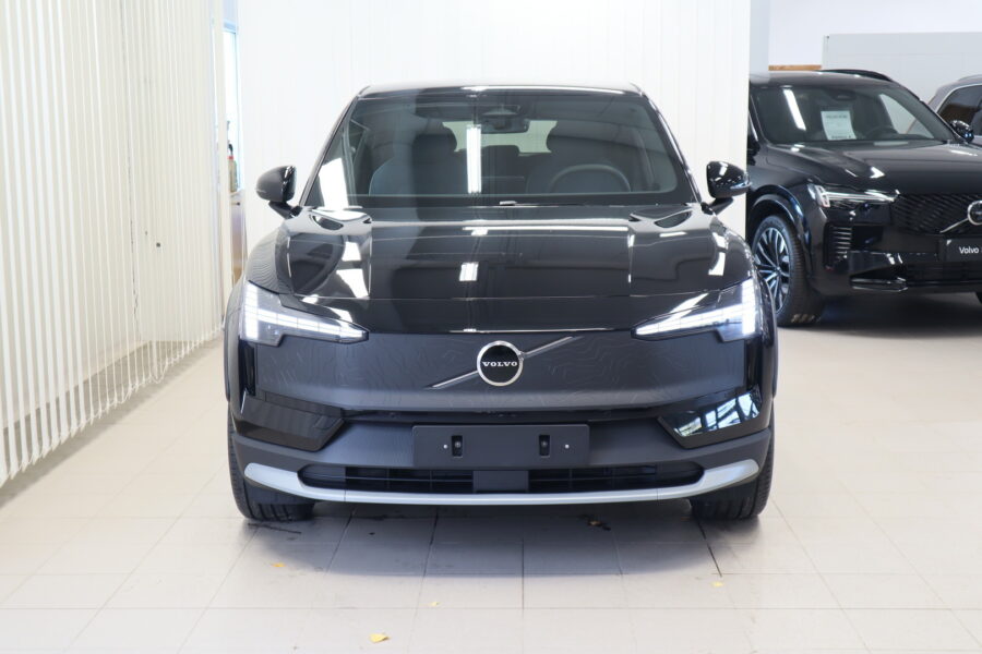 Volvo EX30 Cross Country, image 2