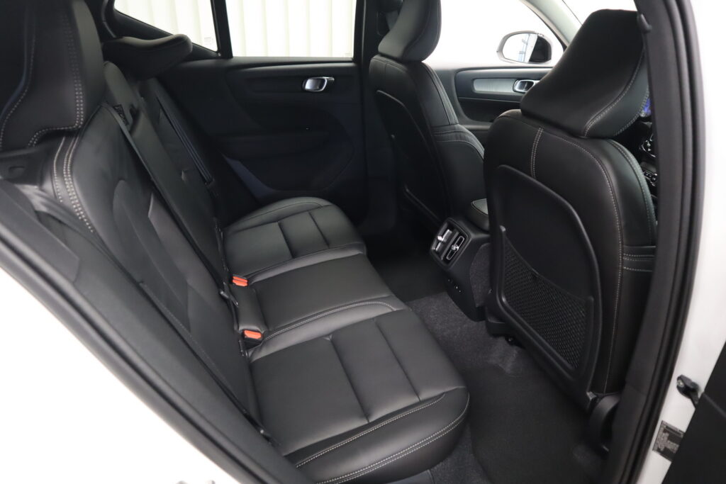 Volvo XC40, image 10
