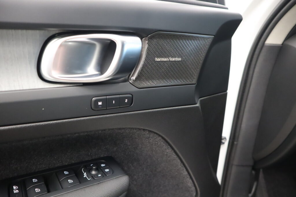 Volvo XC40, image 12