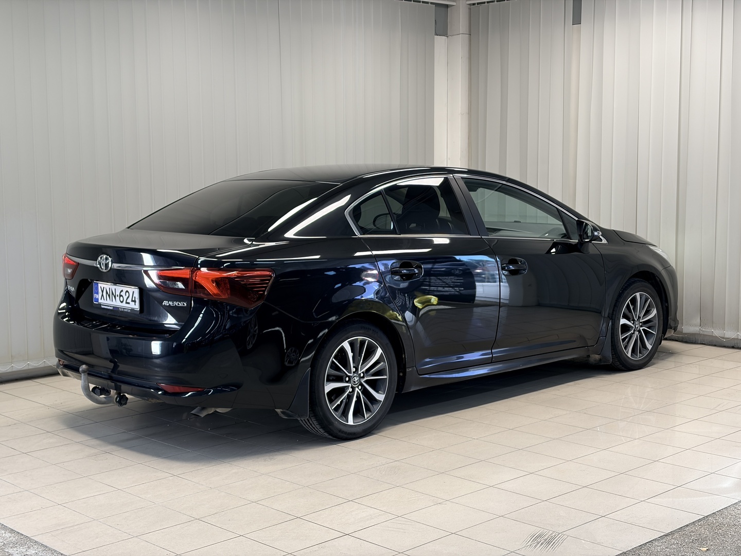 Toyota Avensis 1,6 D-4D Active Sedan 2015, bild 6/25