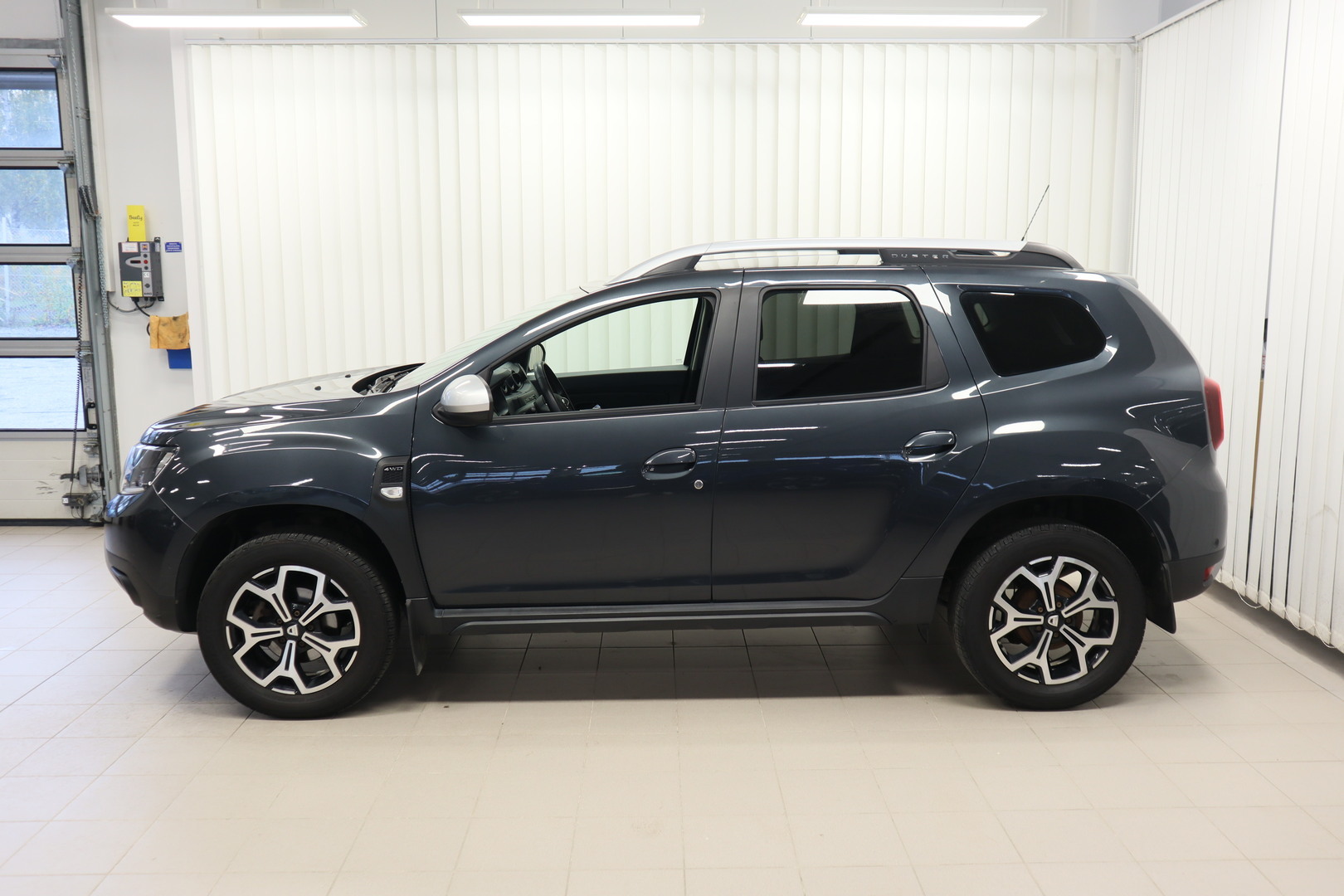 Dacia Duster TCe 150 4x4 Prestige 2019, bild 3/19