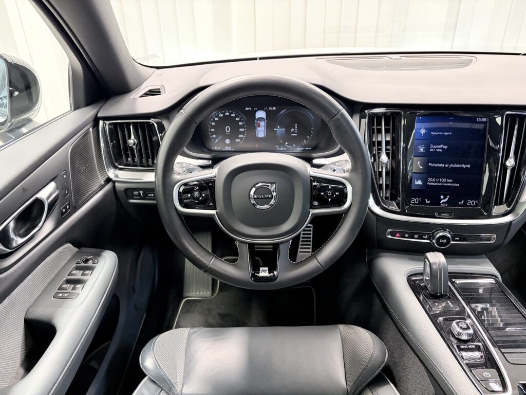 Volvo V60, image 13