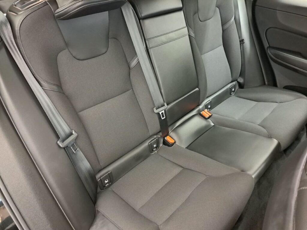 Volvo XC60, image 12