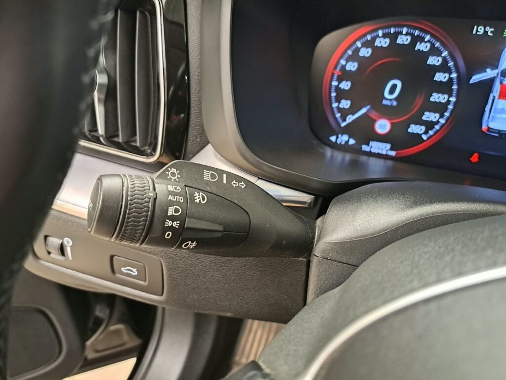 Volvo XC60, image 17