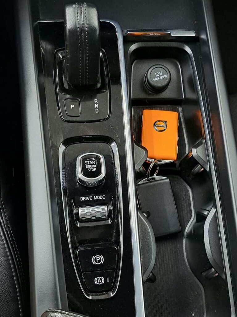Volvo XC60, image 22