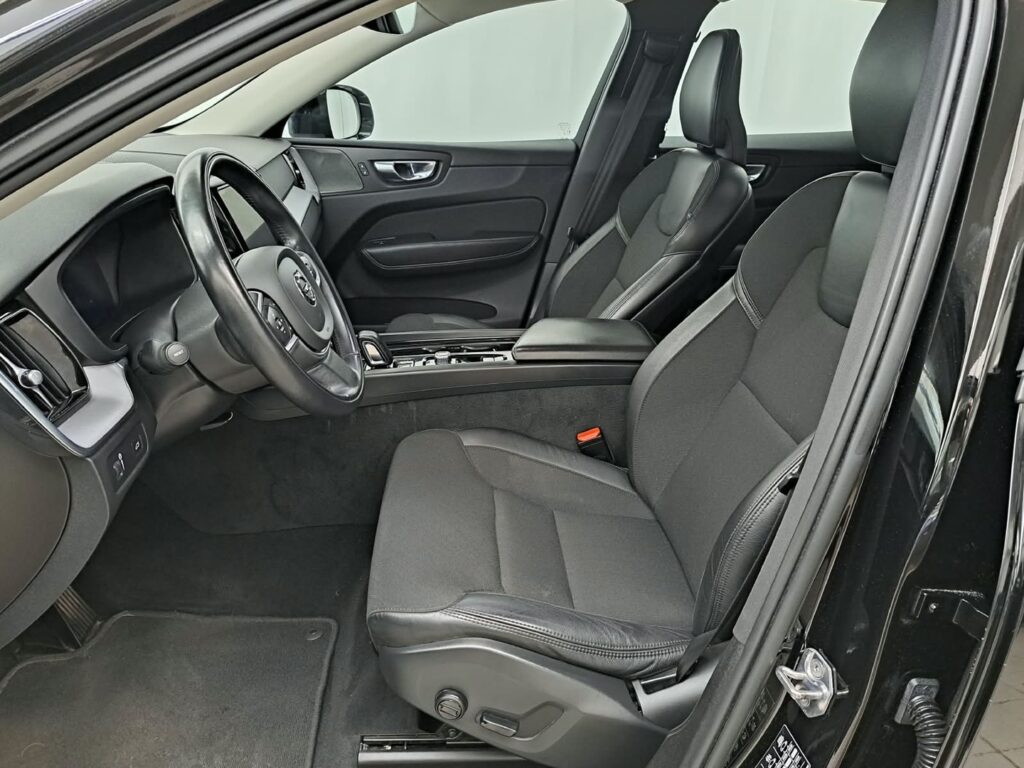 Volvo XC60, image 8
