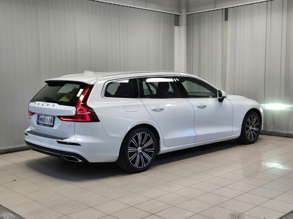 Volvo V60, image 5