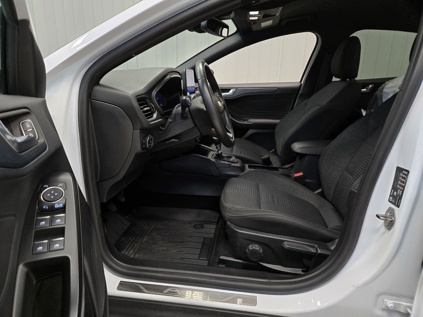 Ford Focus 2021, bild 6/25
