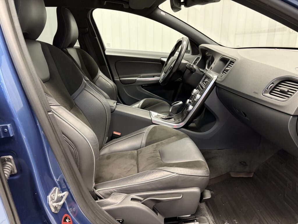 Volvo V60, image 10