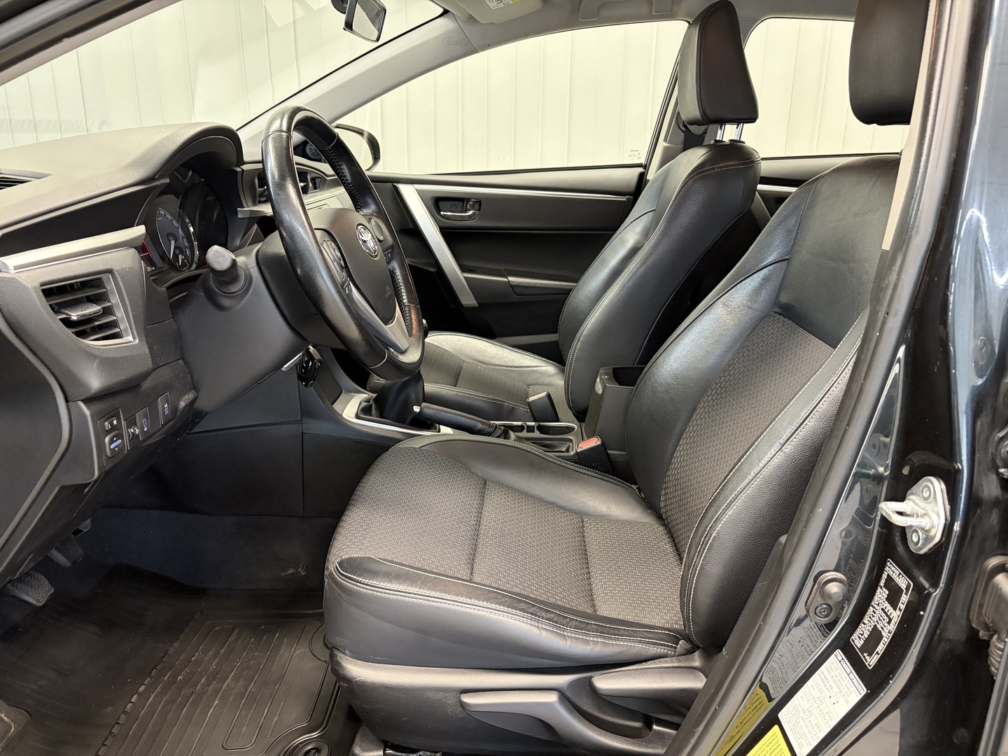 Toyota Corolla 1,6 Valvematic Active 4ov 2013, bild 7/28