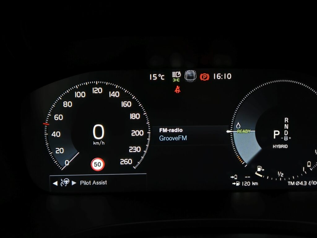 Volvo V60, image 13