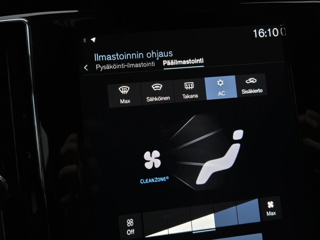 Volvo V60, image 16
