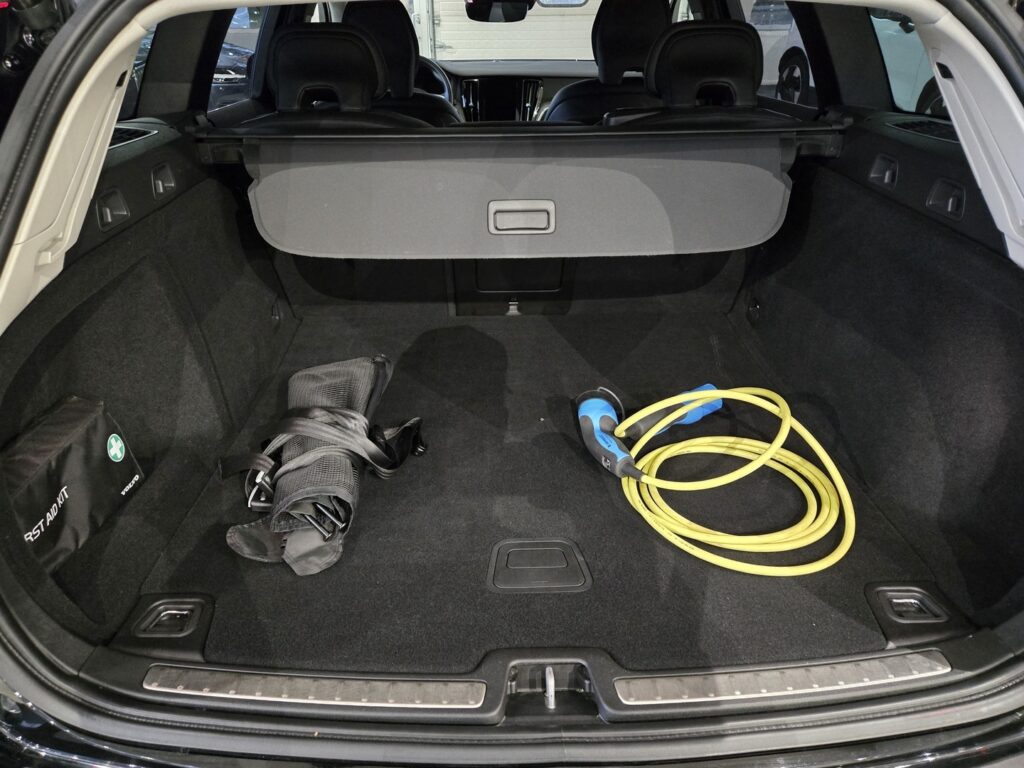 Volvo V60, image 19