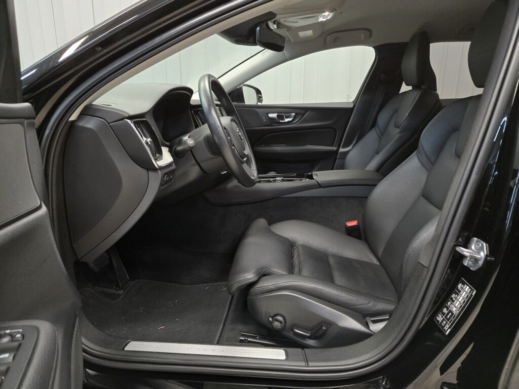 Volvo V60, image 6