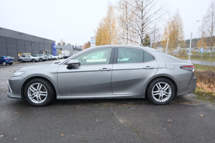 Toyota Camry, image 2