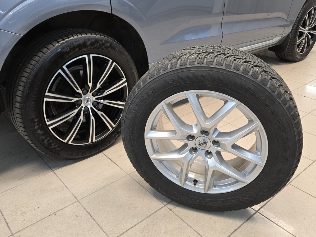 Volvo XC60, image 18