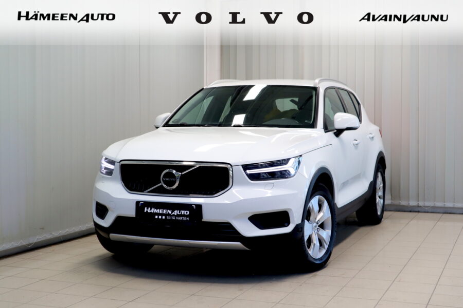 Volvo XC40, image 1