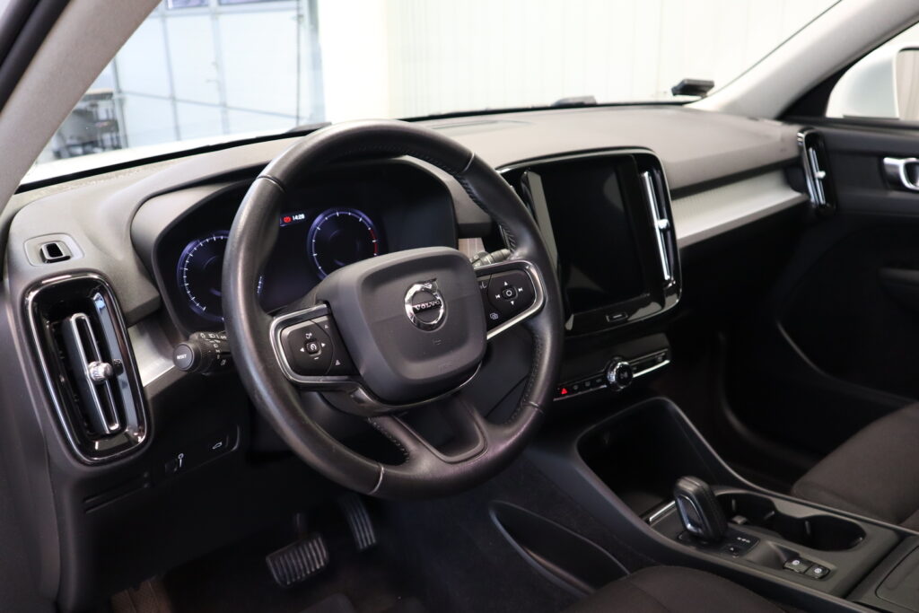 Volvo XC40, image 10