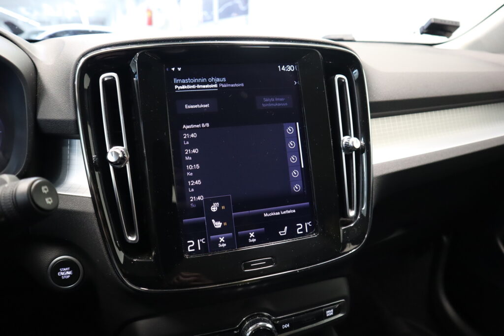 Volvo XC40, image 15