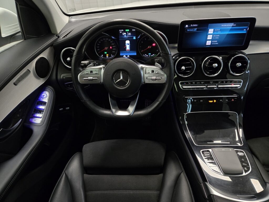 Mercedes-Benz GLC, image 12