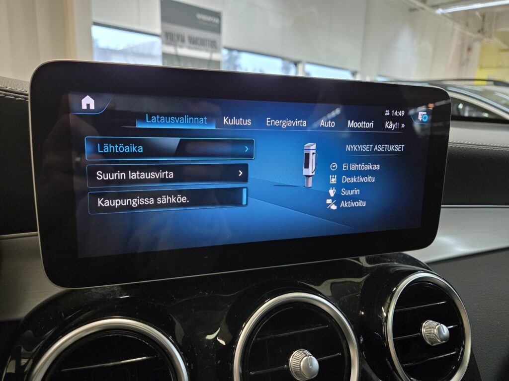 Mercedes-Benz GLC, image 16