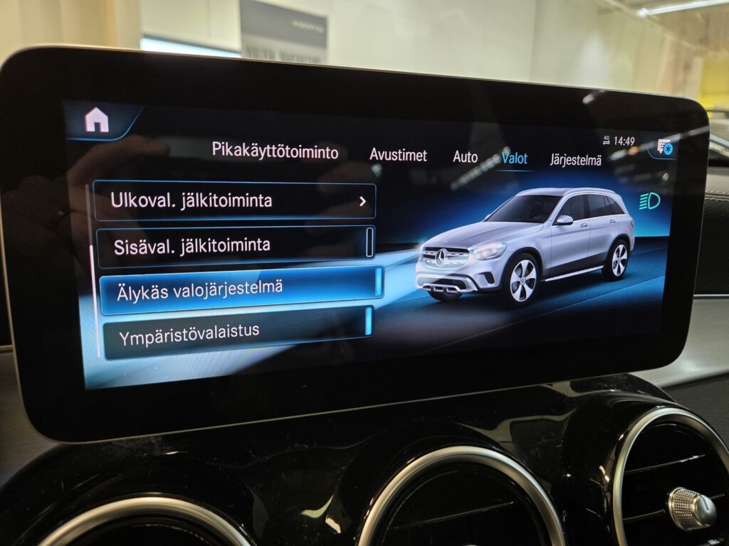 Mercedes-Benz GLC, image 18