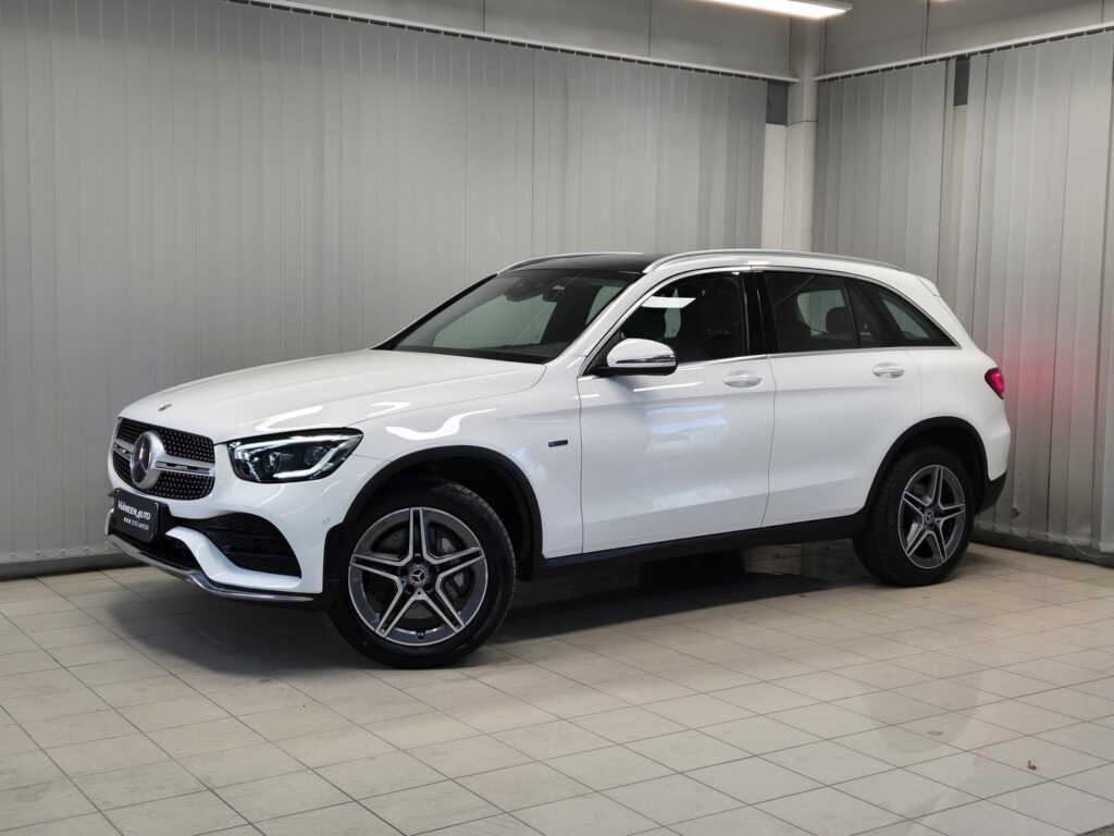 Mercedes-Benz GLC, image 2
