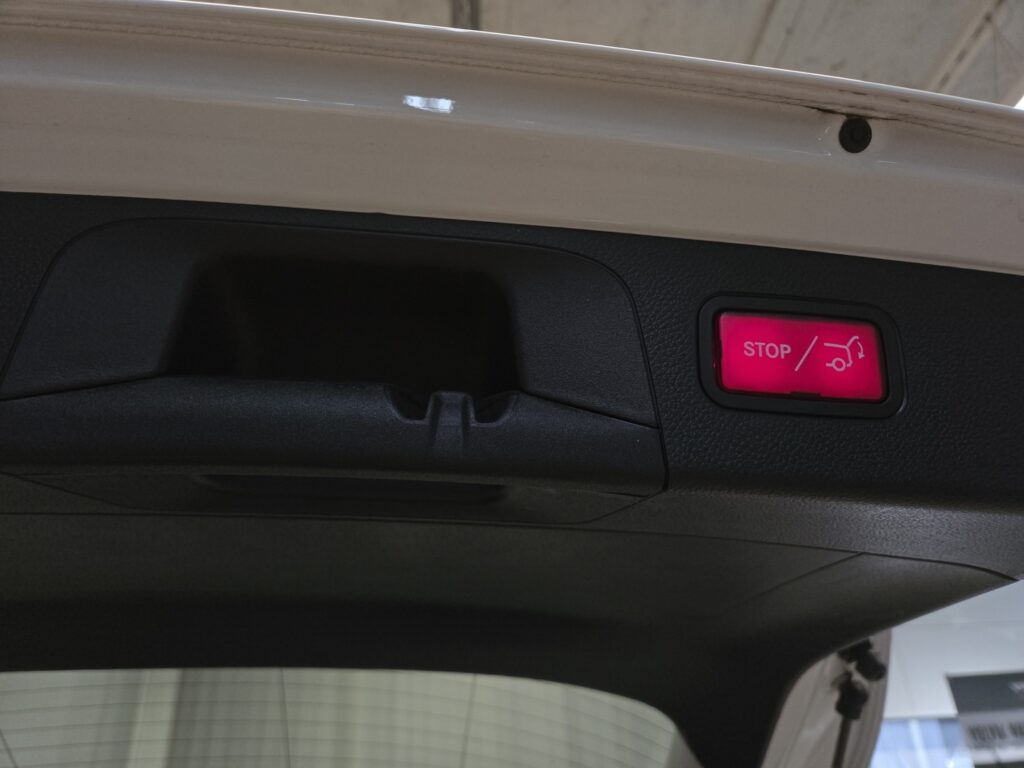 Mercedes-Benz GLC, image 22