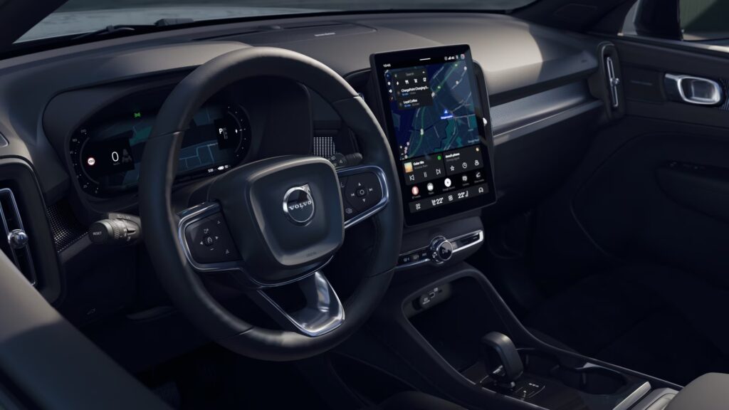 Volvo EX40, image 4