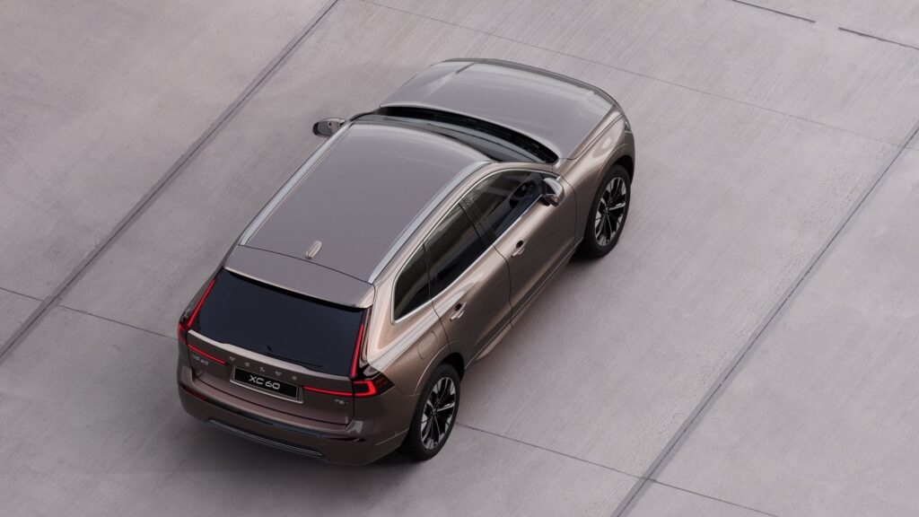 Volvo XC60, image 2