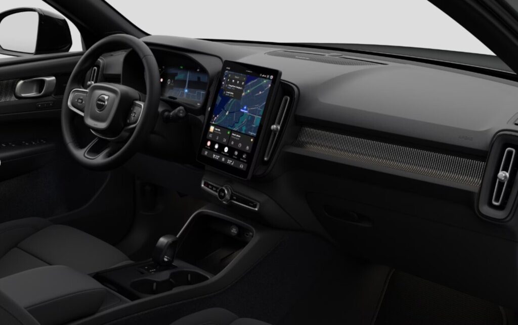 Volvo EX40, image 2