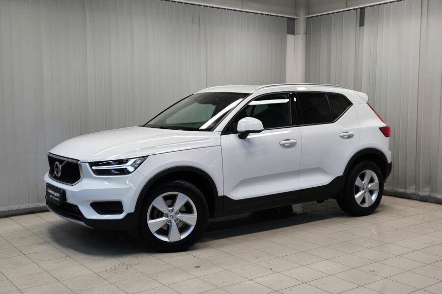 Volvo XC40, image 2
