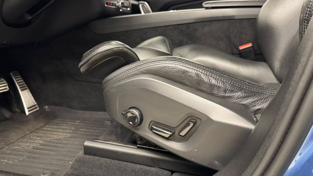 Volvo XC60, image 14