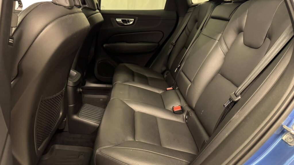 Volvo XC60, image 16