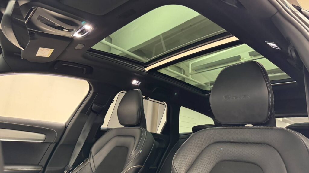 Volvo XC60, image 18