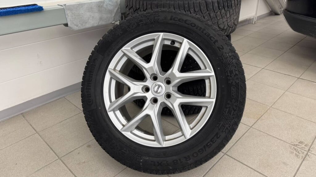 Volvo XC60, image 20
