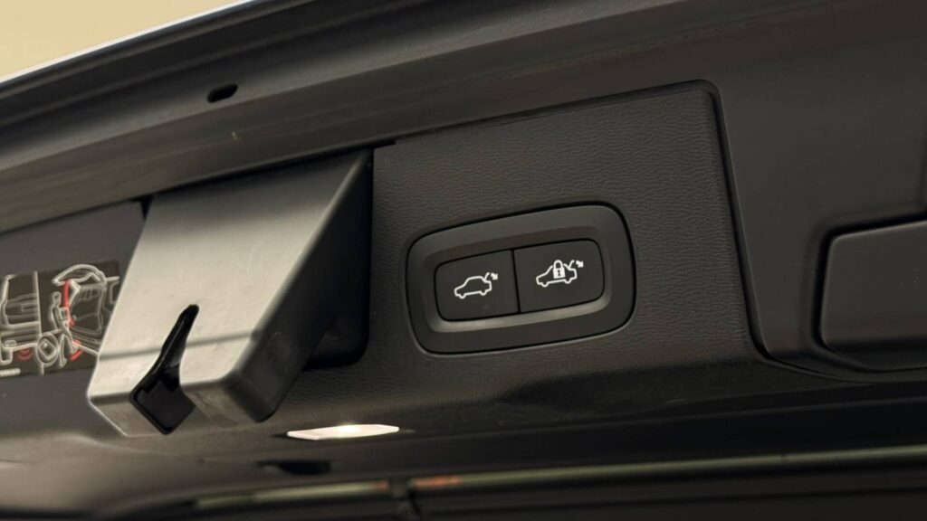 Volvo XC60, image 21